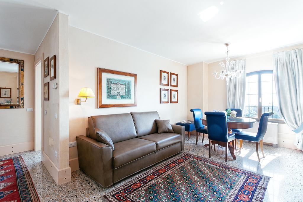 Deluxe Apartments Lagoon View Venice Exterior photo