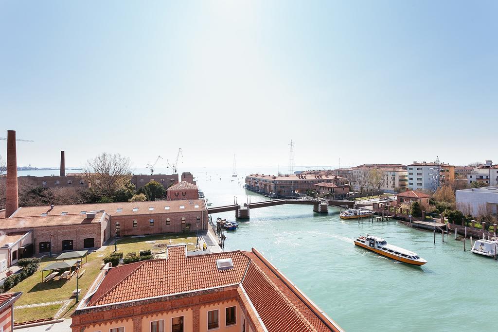 Deluxe Apartments Lagoon View Venice Exterior photo