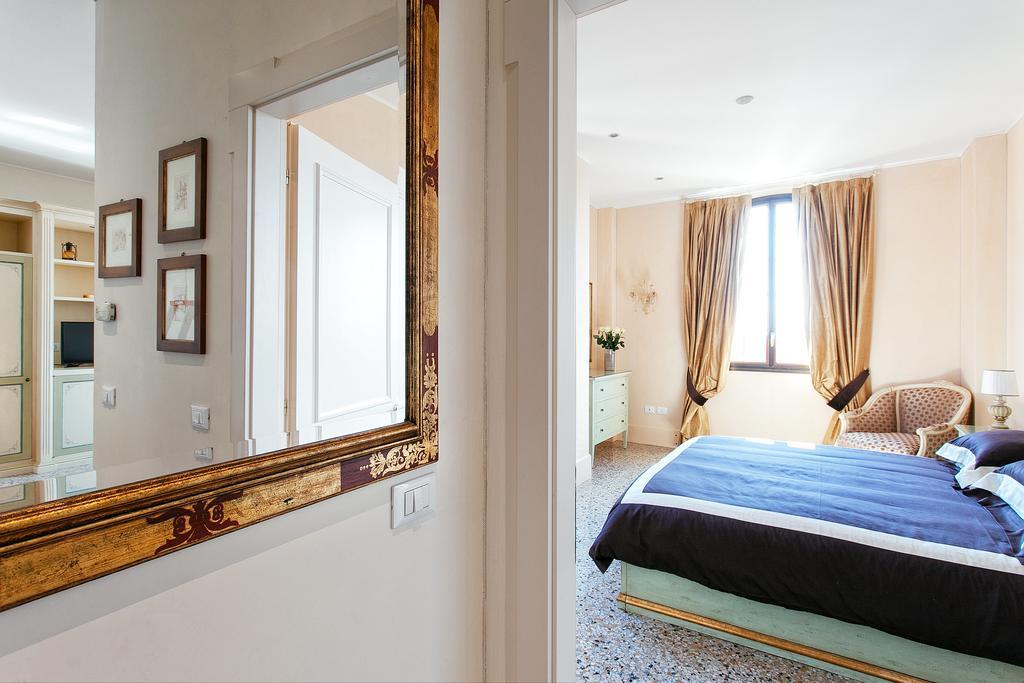 Deluxe Apartments Lagoon View Venice Exterior photo